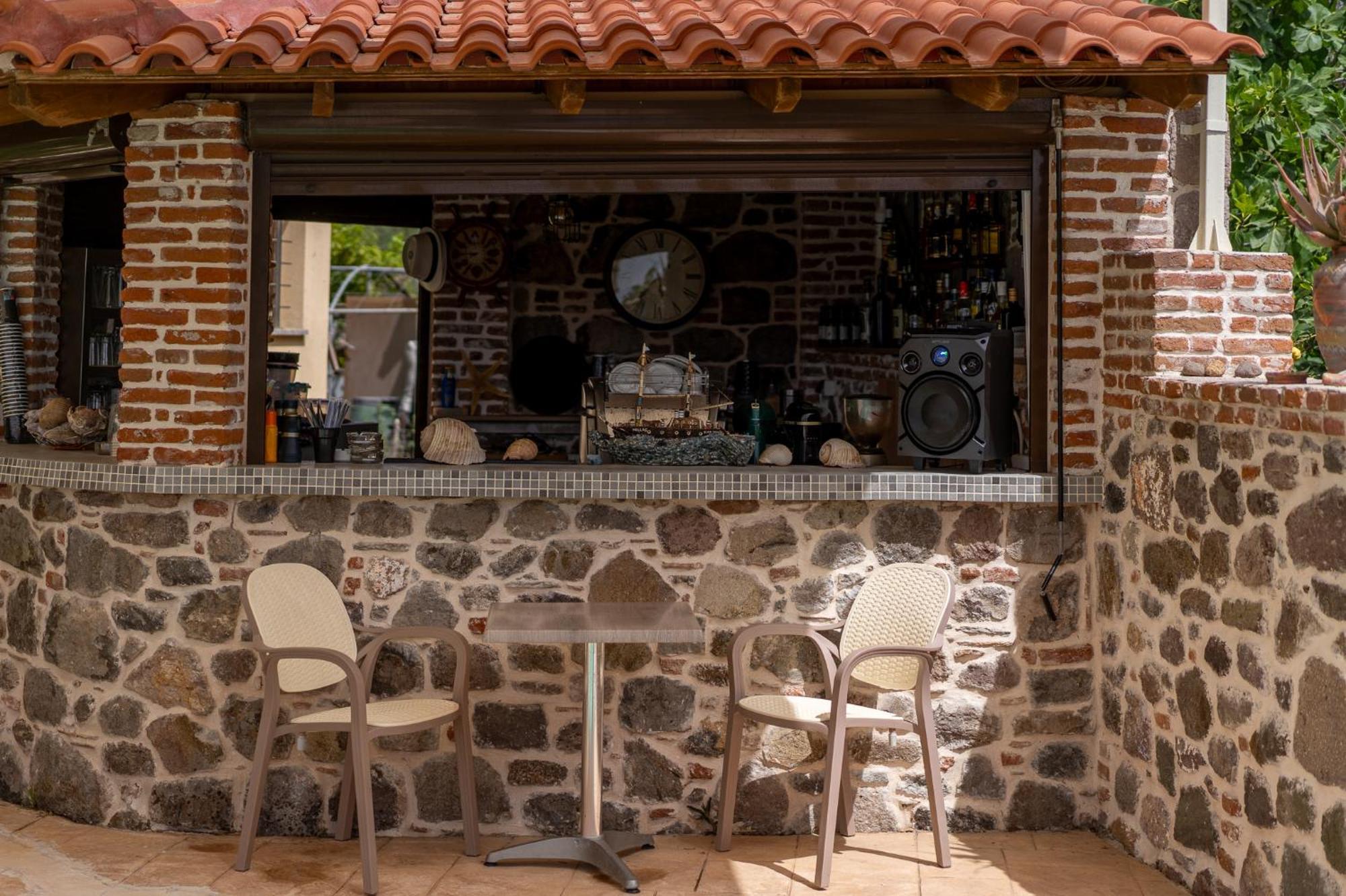 Palaiologou Panorama Apartments Mantamados Luaran gambar