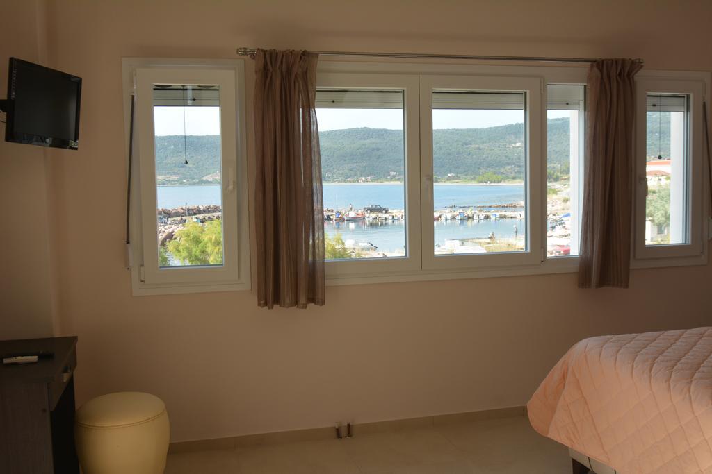 Palaiologou Panorama Apartments Mantamados Luaran gambar